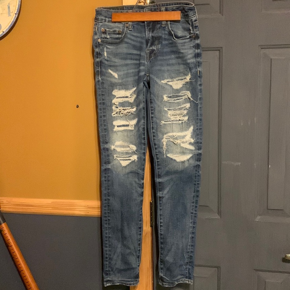 ripped american eagle jeans